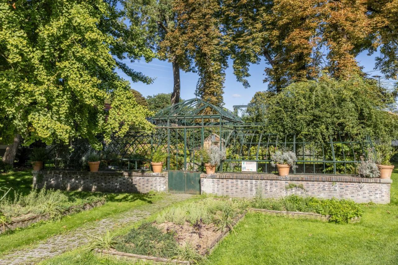 מונטריי Auberge La Maison Montreau מראה חיצוני תמונה
