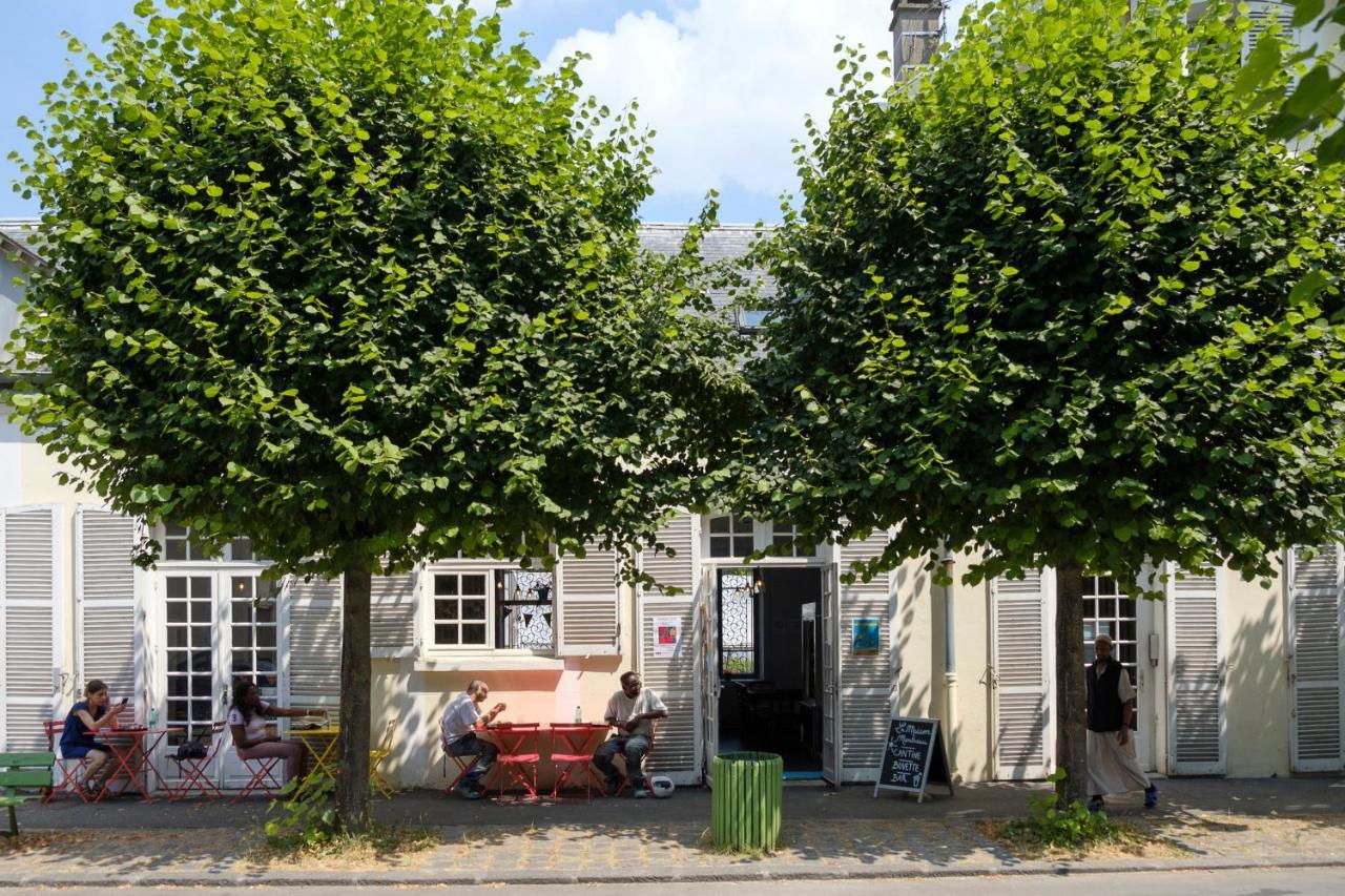 מונטריי Auberge La Maison Montreau מראה חיצוני תמונה